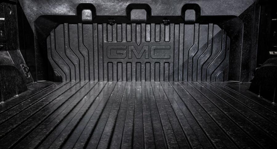 Багажник GMC Sierra Denali Crew Cab 2018 года  (фото 14 из 45)